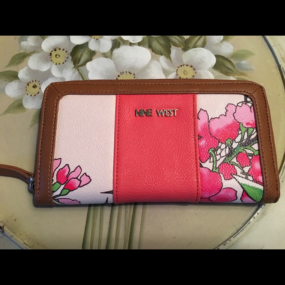 Nine West Wallet